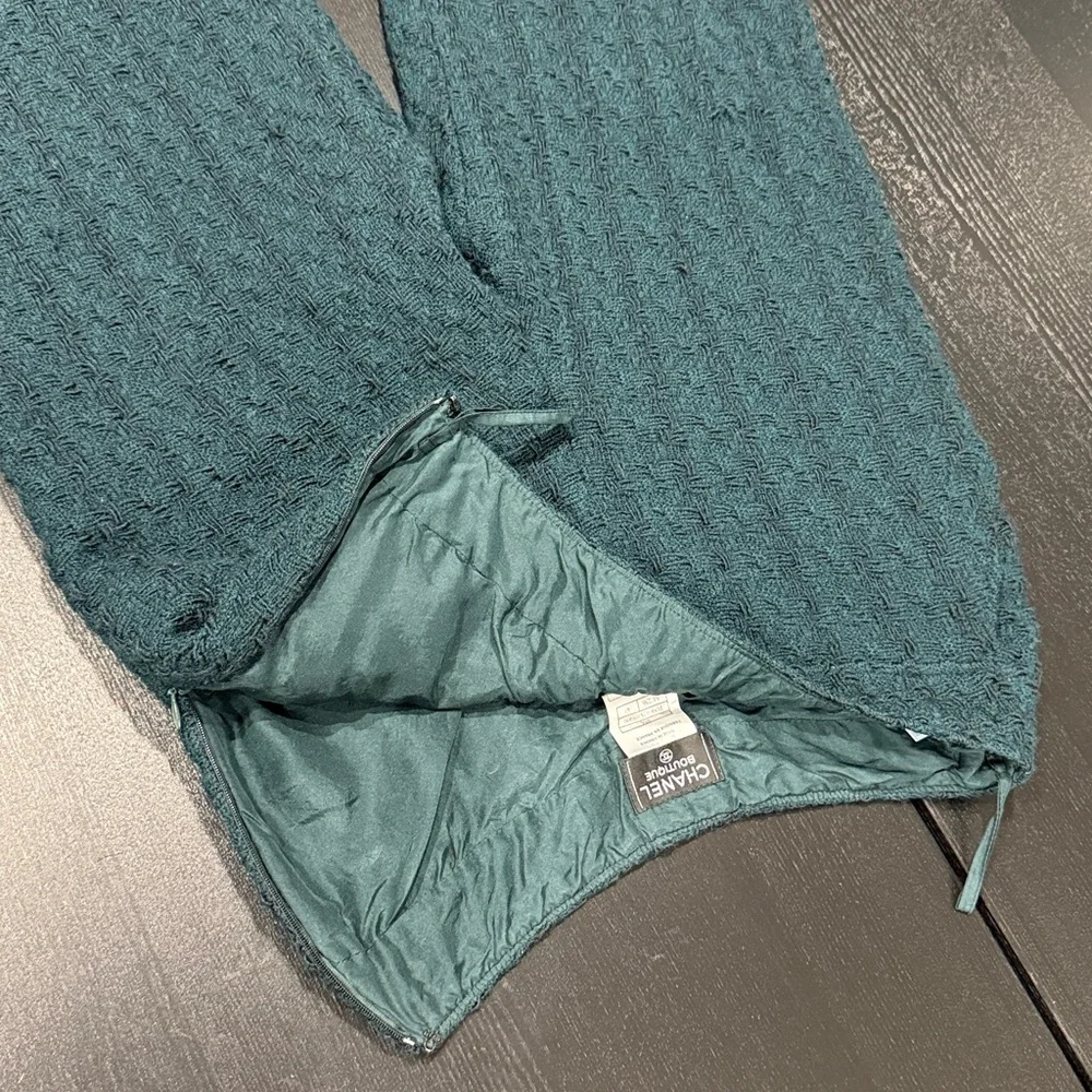 Chanel Green Tweed Silk Lined Trousers Pants - 40